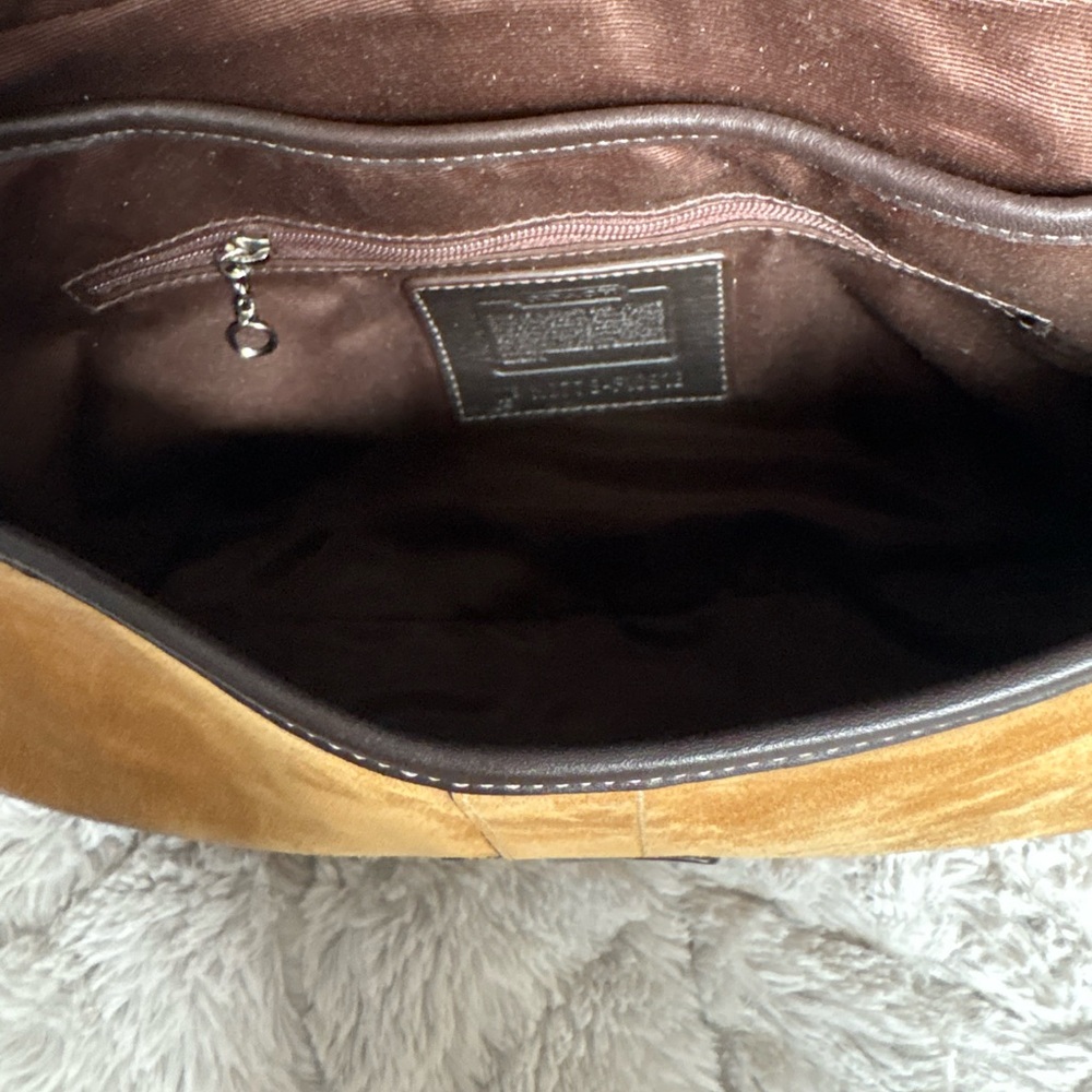RARE Y2K Suede Coach Soho Tan, Brown, 2007 - Picture 8 of 16